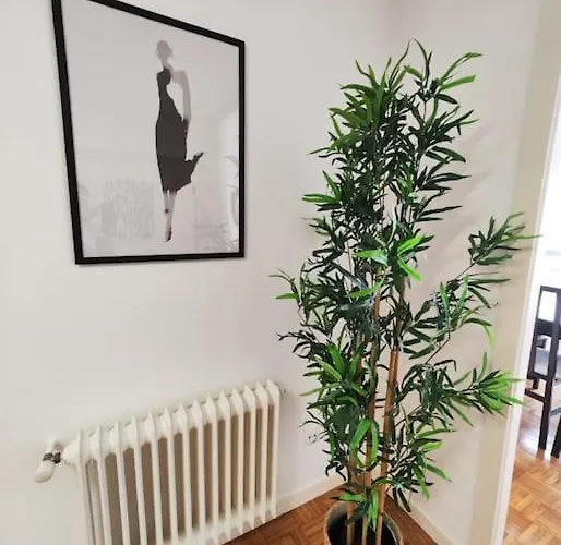 Centro De Garaje Apartamento *